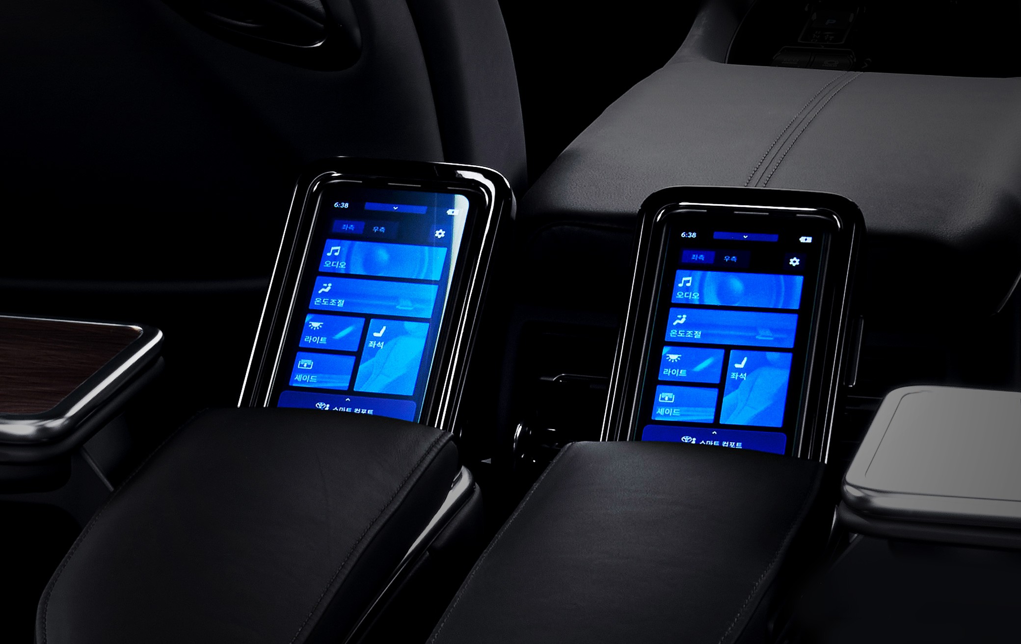 models-alphard